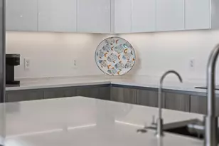 301 Quay Commons, Sarasota, FL 34236 - Photo 23