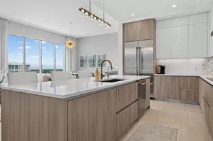 301 Quay Commons, Sarasota, FL 34236 - Photo 15