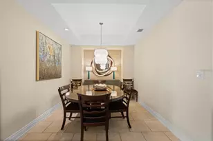 915 Seaside Dr, Sarasota, FL 34242 - Photo 7