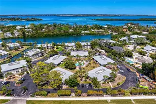 6700 Gulf of Mexico Dr, Longboat Key, FL 34228 - Photo 13