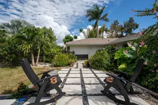 1750 Alta Vista St, Sarasota, FL 34236 - Photo 5