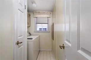 8530 Countess Ave Cir, Palmetto, FL 34221 - Photo 21