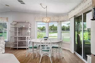 8530 Countess Ave Cir, Palmetto, FL 34221 - Photo 5