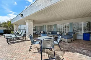 8530 Countess Ave Cir, Palmetto, FL 34221 - Photo 39