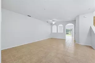 3717 Parkridge Cir, Sarasota, FL 34243 - Photo 9
