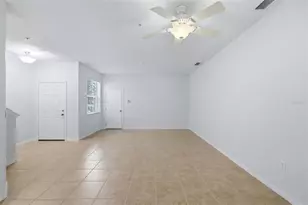 3717 Parkridge Cir, Sarasota, FL 34243 - Photo 5