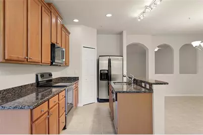 3717 Parkridge Circle #6-102, Sarasota, FL 34243 - Photo 21