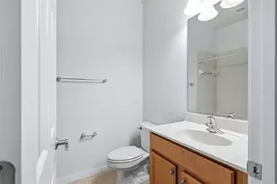 3717 Parkridge Cir, Sarasota, FL 34243 - Photo 37