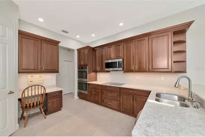 4953 Gardiners Bay Circle, Sarasota, FL 34238 - Photo 9