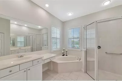 4953 Gardiners Bay Circle, Sarasota, FL 34238 - Photo 13