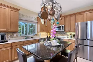 907 Eagle Isle Ct, Osprey, FL 34229 - Photo 7
