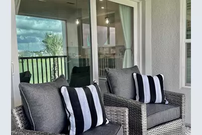 18923 Scallop Loop #206, Lakewood Ranch, FL 34211 - Photo 9