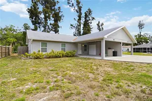 2311 54th Ave Dr W, Bradenton, FL 34207 - Photo 3
