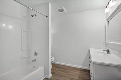 2311 54th Avenue Drive W, Bradenton, FL 34207 - Photo 9