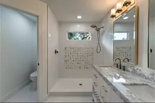 1832 Worrington St, Sarasota, FL 34231 - Photo 7