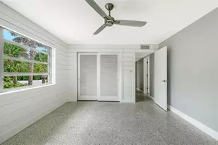 7665 Sanderling Rd, Sarasota, FL 34242 - Photo 65