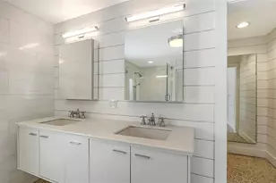7665 Sanderling Rd, Sarasota, FL 34242 - Photo 49