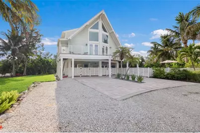 315 Hammock Circle, Anna Maria, FL 34216 - Photo 5