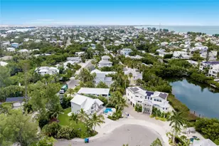 315 Hammock Cir, Anna Maria, FL 34216 - Photo 61