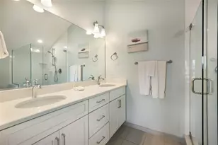 315 Hammock Cir, Anna Maria, FL 34216 - Photo 31