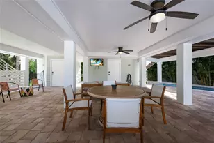 315 Hammock Cir, Anna Maria, FL 34216 - Photo 39