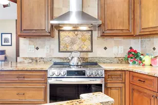 3205 Wilderness Blvd E, Parrish, FL 34219 - Photo 9