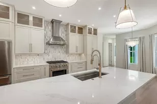 2729 Harvest Dr, Sarasota, FL 34240 - Photo 17