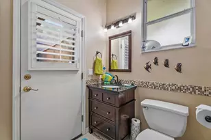 2166 Sonoma Dr E, Nokomis, FL 34275 - Photo 33