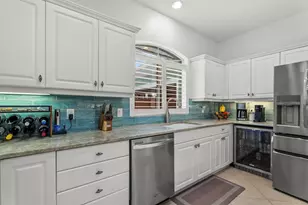 2166 Sonoma Dr E, Nokomis, FL 34275 - Photo 21