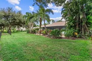 2166 Sonoma Dr E, Nokomis, FL 34275 - Photo 45