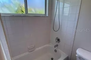 3225 Hart Way, Sarasota, FL 34232 - Photo 21
