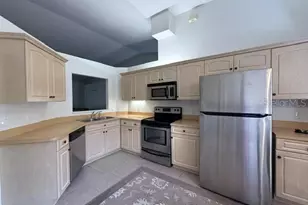 3225 Hart Way, Sarasota, FL 34232 - Photo 7