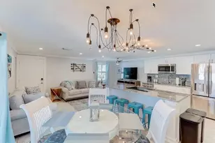2720 49th Ave W, Bradenton, FL 34207 - Photo 3