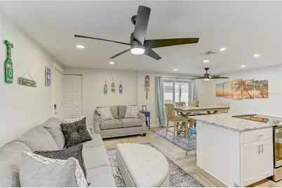 2728 49th Avenue W #2728, Bradenton, FL 34207 - Photo 5