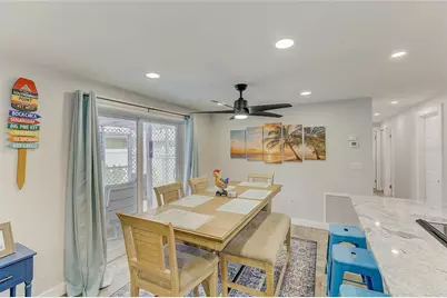 2728 49th Avenue W #2728, Bradenton, FL 34207 - Photo 9