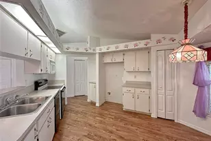 8421 Peoria St, Spring Hill, FL 34608 - Photo 11