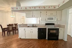 8421 Peoria St, Spring Hill, FL 34608 - Photo 9