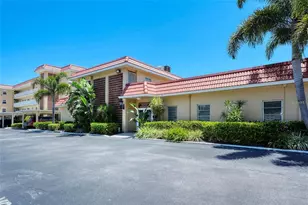 1300 N Portofino Dr, Sarasota, FL 34242 - Photo 37