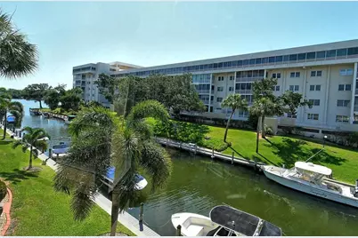 1300 N Portofino Drive #305, Sarasota, FL 34242 - Photo 19
