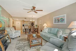 1300 N Portofino Dr, Sarasota, FL 34242 - Photo 15