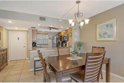 1300 N Portofino Drive #305, Sarasota, FL 34242 - Photo 9