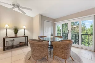 2756 Clubhouse Dr, Sarasota, FL 34232 - Photo 9