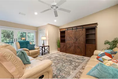 2756 Clubhouse Drive #202, Sarasota, FL 34232 - Photo 3