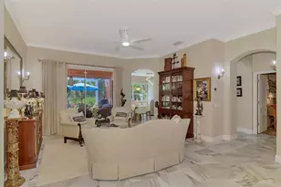5074 Faberge Pl, Sarasota, FL 34233 - Photo 9