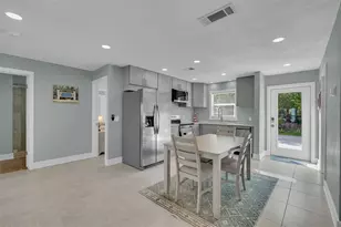 713 St Judes Dr S, Longboat Key, FL 34228 - Photo 9