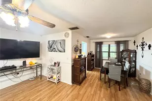 2558 Wood Oak Dr, Sarasota, FL 34232 - Photo 7