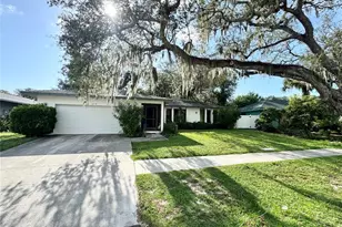 2558 Wood Oak Dr, Sarasota, FL 34232 - Photo 1