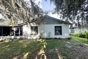 2558 Wood Oak Dr, Sarasota, FL 34232 - Photo 21