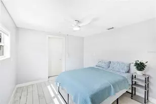 5320 Moeller Ave, Sarasota, FL 34233 - Photo 17