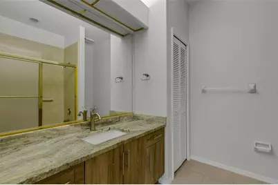 4044 Penshurst Park, Sarasota, FL 34235 - Photo 15